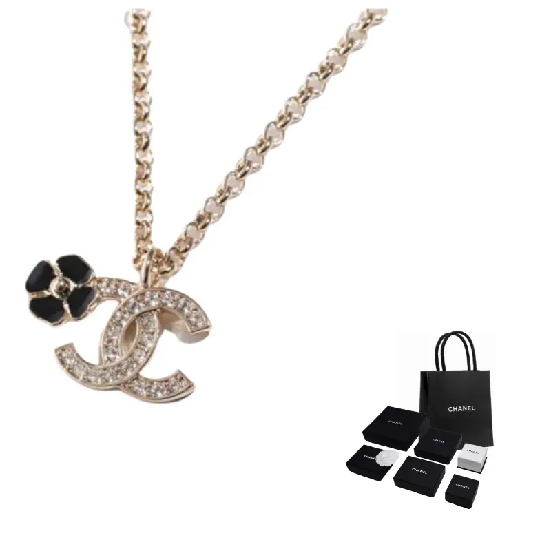 CHANEL 25P весна-лето унисекс золотое ожерелье
CHANEL 25P весна-лето унисекс золотое ожерелье