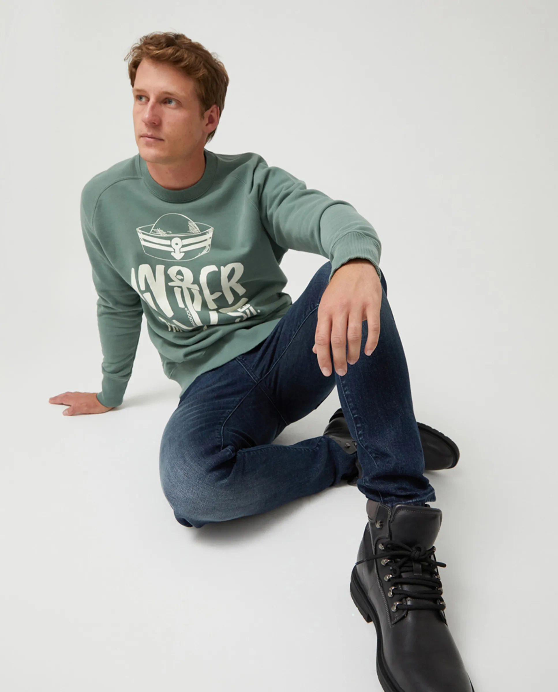 Мужская худи без капюшона приталенная Altonadock, зеленый
Мужская худи без капюшона приталенная Altonadock, зеленый