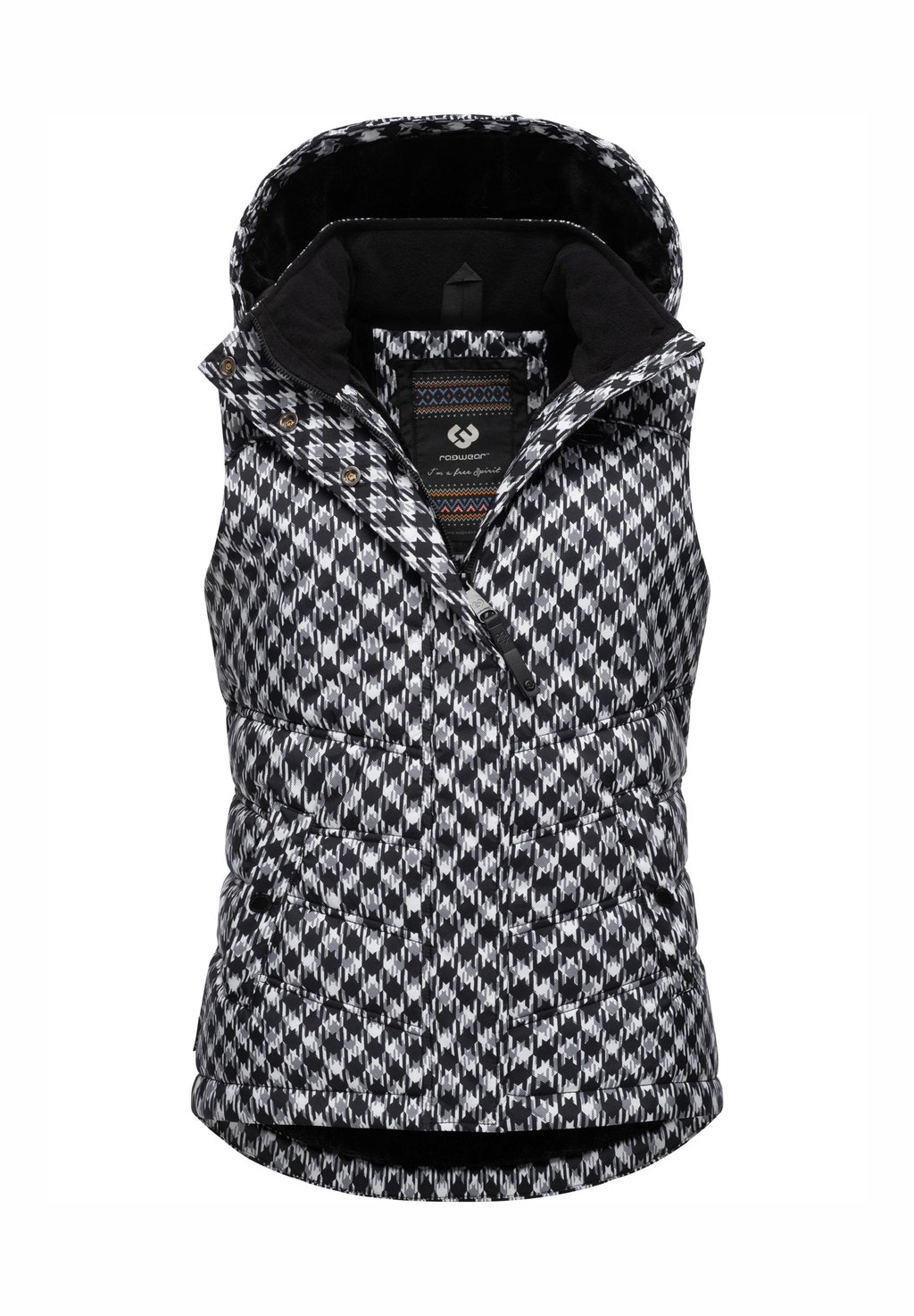 Жилет HESTY Ragwear, черный
Жилет HESTY Ragwear, черный