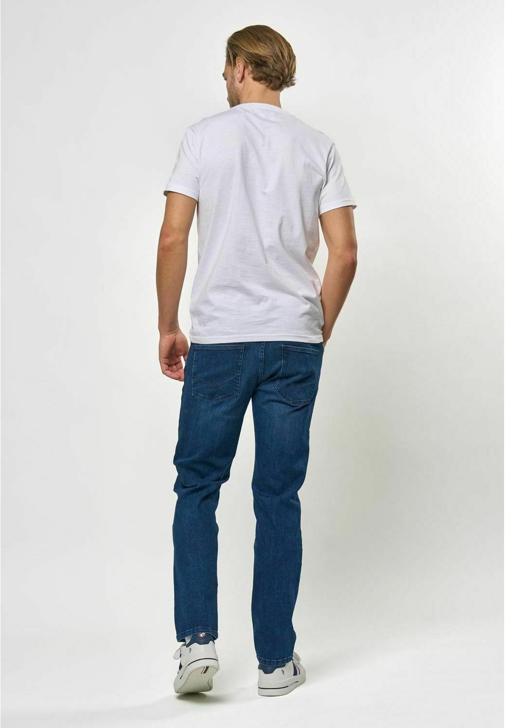 Джинсы облегающего кроя REG. FIT U.S. Polo Assn., синий деним
Джинсы облегающего кроя REG. FIT U.S. Polo Assn., синий деним