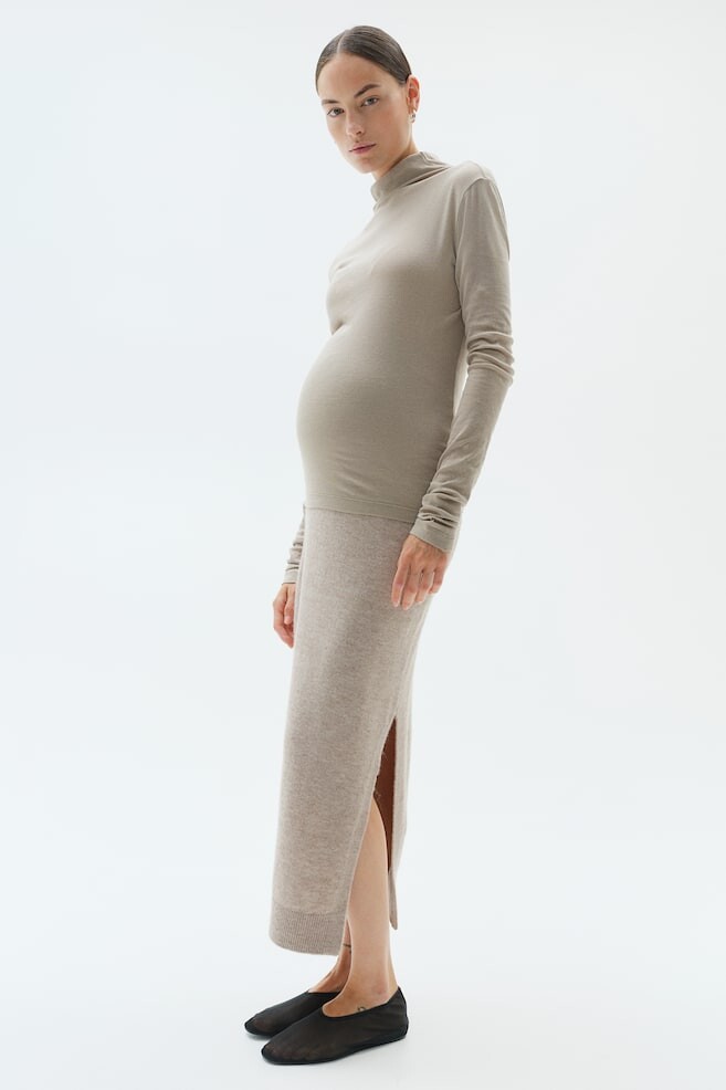 Юбка вязанная мамой H&M, бежевый
Юбка вязанная мамой H&M, бежевый