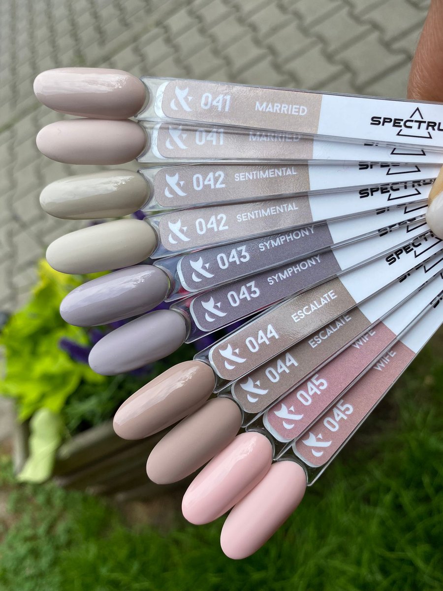 Гибридный лак FOX гель-лак золотой Spectrum 042, 7 м
Гибридный лак FOX гель-лак золотой Spectrum 042, 7 м