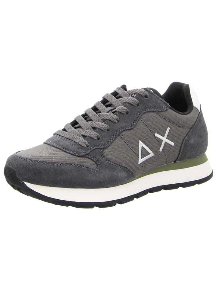 Низкие кеды серого цвета Sun68
Низкие кеды серого цвета Sun68