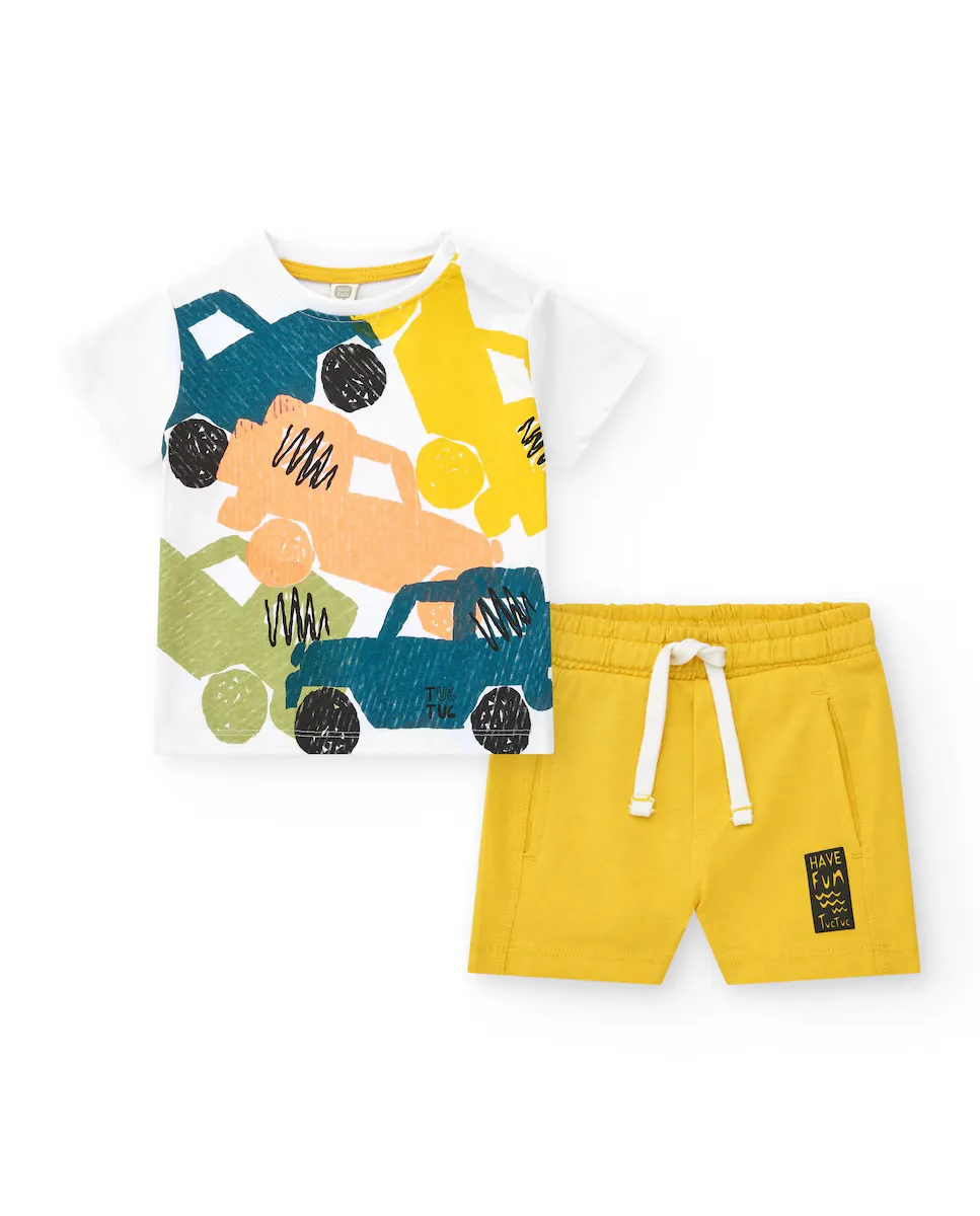 Комплект для мальчика с футболкой с изображением машины и однотонными шортами-бермудами Tuc tuc, белый
Комплект для мальчика с футболкой с изображением машины и однотонными шортами-бермудами Tuc tuc, белый