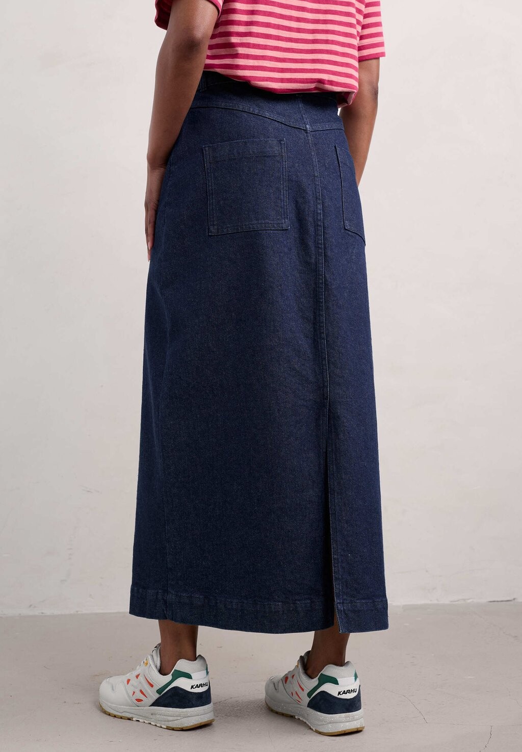 Юбка макси FRUIT TREE Seasalt Cornwall, темно-синий деним 
Юбка макси FRUIT TREE Seasalt Cornwall, темно-синий деним