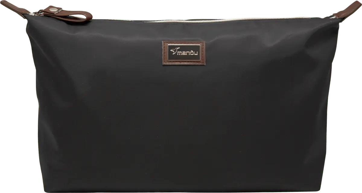 Нейлоновая косметичка чёрная/коричневая 1 шт. Soapland 
Нейлоновая косметичка чёрная/коричневая 1 шт. Soapland