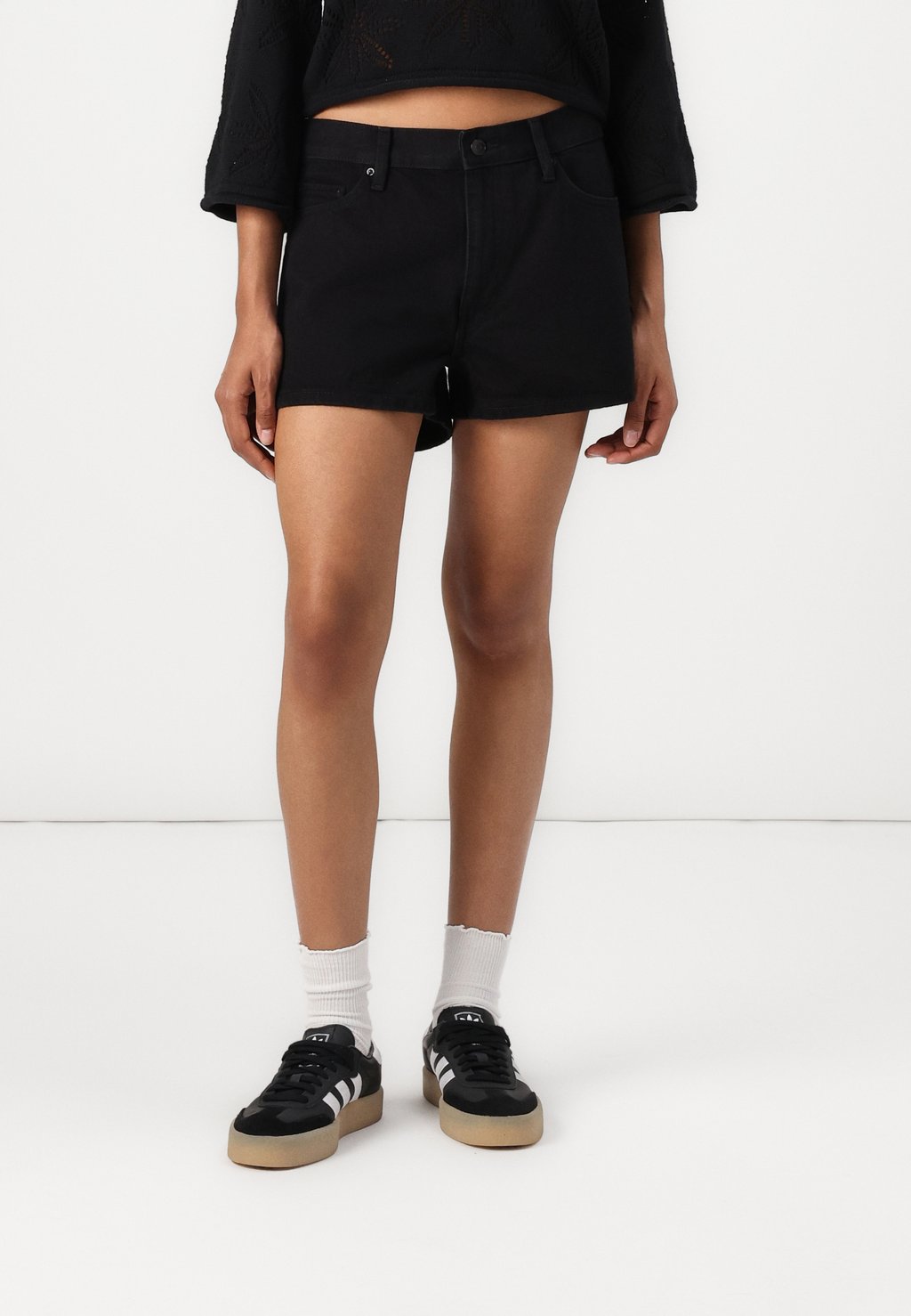 Джинсовые шорты DUCHESS Weekday, черный
Джинсовые шорты DUCHESS Weekday, черный