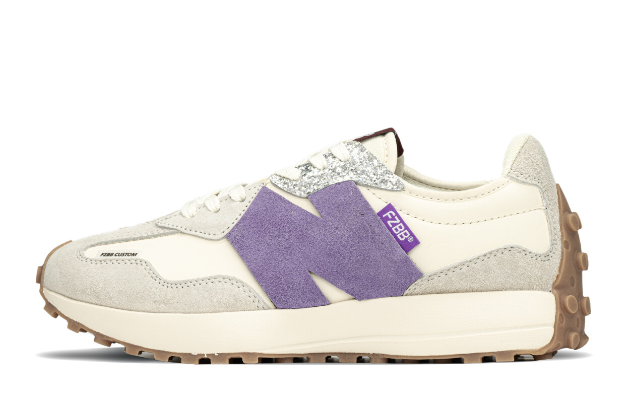 Кроссовки женские NB 327 с низким верхом бежевые/фиолетовые/серебристые New Balance
Кроссовки женские NB 327 с низким верхом бежевые/фиолетовые/серебристые New Balance