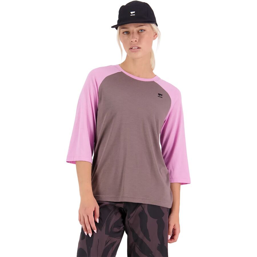 Женская футболка-рубашка Tarn Merino Shift с рукавом реглан 3/4 Mons Royale Mons Royale, Pop Pink/Iron
Женская футболка-рубашка Tarn Merino Shift с рукавом реглан 3/4 Mons Royale Mons Royale, Pop Pink/Iron