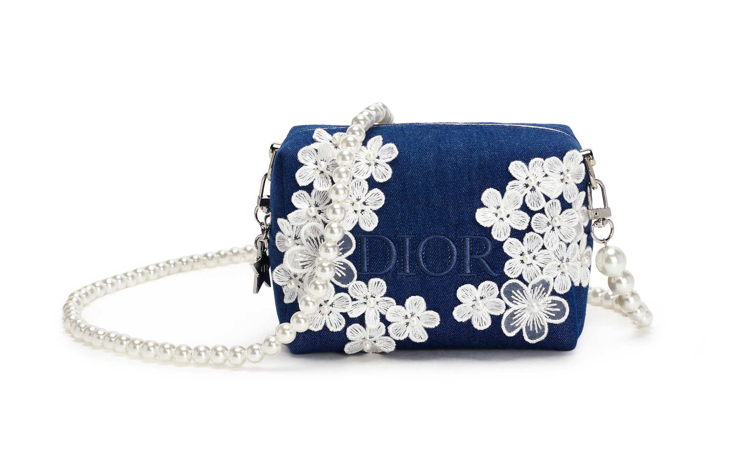 DIOR Джинсовая косметичка Regular Unisex Denim Blue
DIOR Джинсовая косметичка Regular Unisex Denim Blue