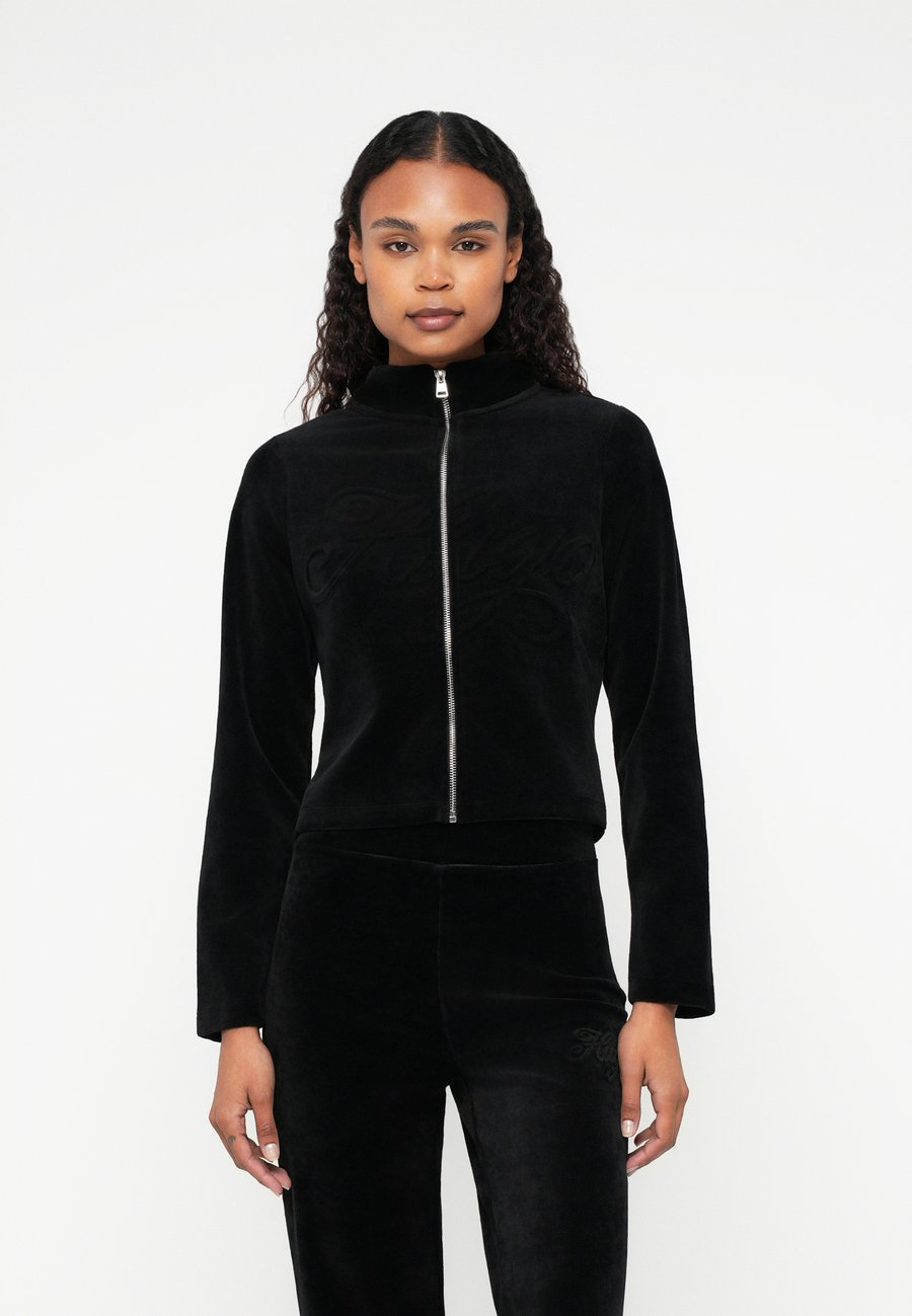 Толстовка HUGO DESSIE, Black
Толстовка HUGO DESSIE, Black