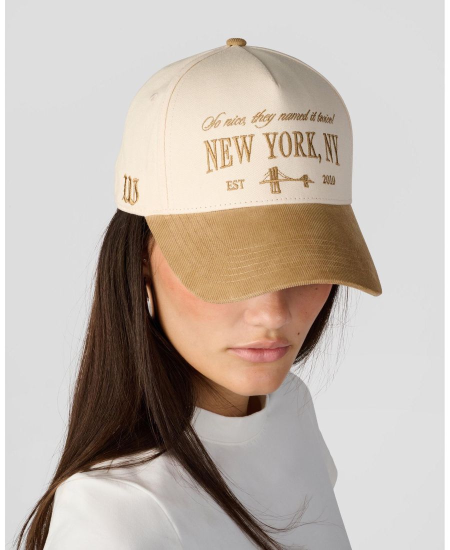 Бейсболка из вельвета WeWoreWhat, Ivory/tan
Бейсболка из вельвета WeWoreWhat, Ivory/tan