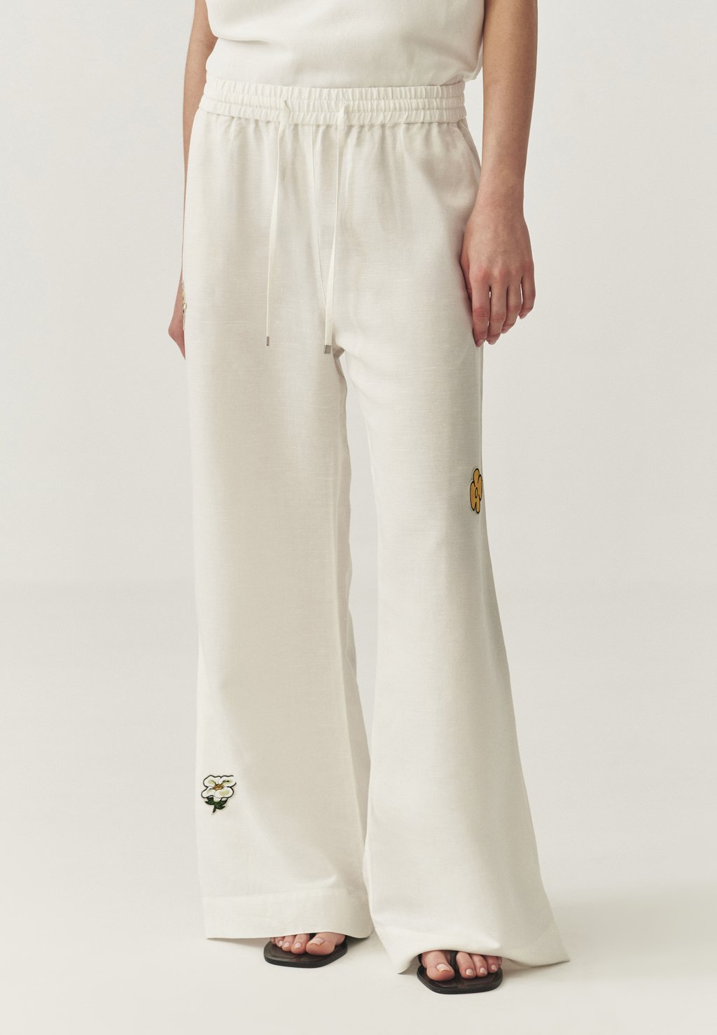 Брюки PULIONA TATUUM, кремовый
Брюки PULIONA TATUUM, кремовый