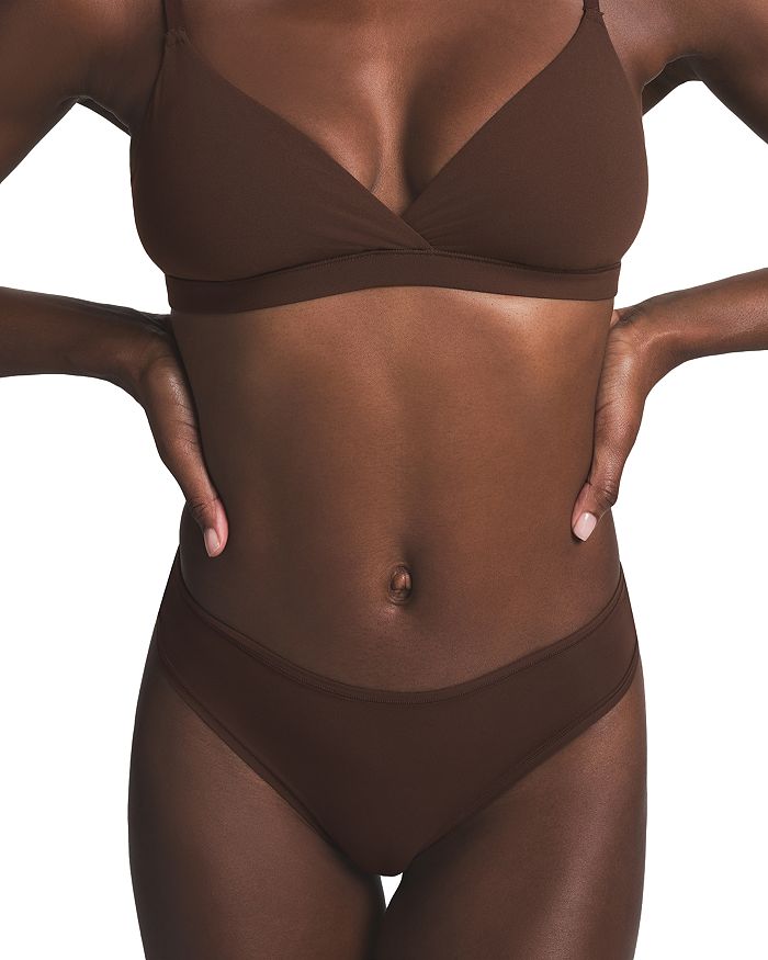 Универсальные трусы Cheeky Brief SKIMS, коричневый
Универсальные трусы Cheeky Brief SKIMS, коричневый