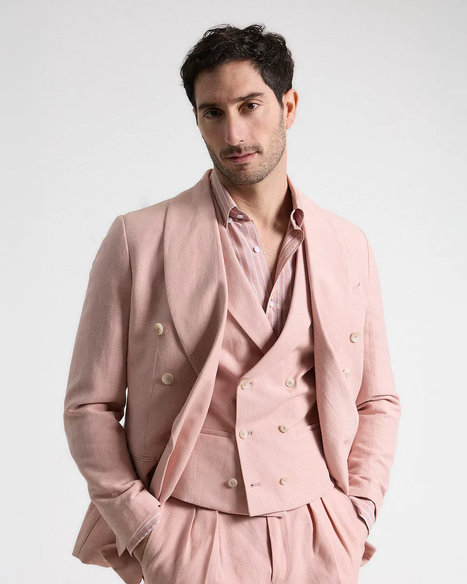 Мужской двубортный жилет из бледно-розового льна с эффектом PuroEgo, розовый
Мужской двубортный жилет из бледно-розового льна с эффектом PuroEgo, розовый