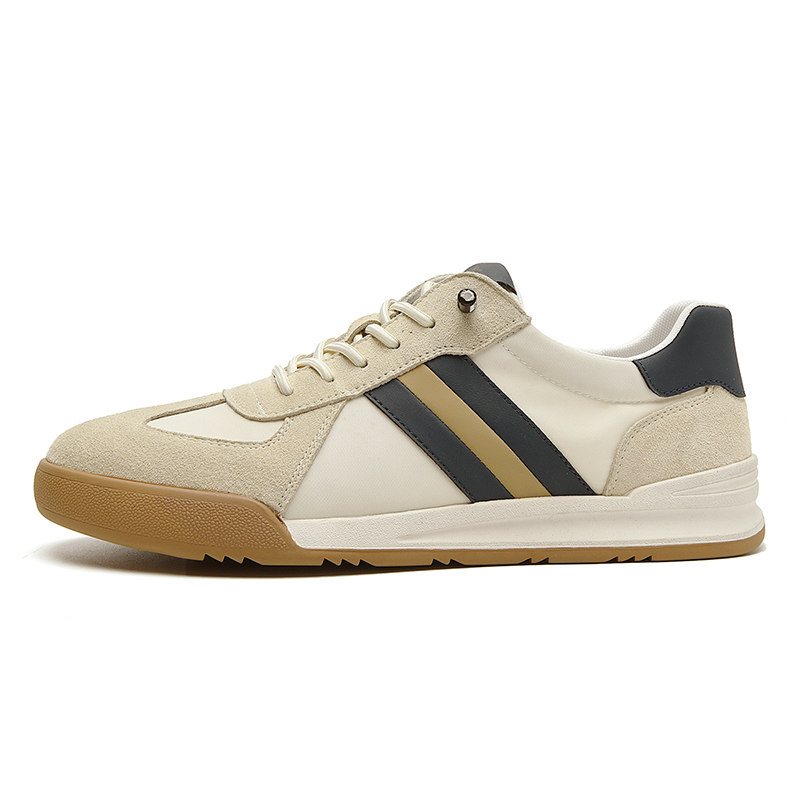 Низкие кроссовки для скейтбординга мужские SEPTWOLVES, черный (стандартный размер кожаной обуви) 
Низкие кроссовки для скейтбординга мужские SEPTWOLVES, черный (стандартный размер кожаной обуви)