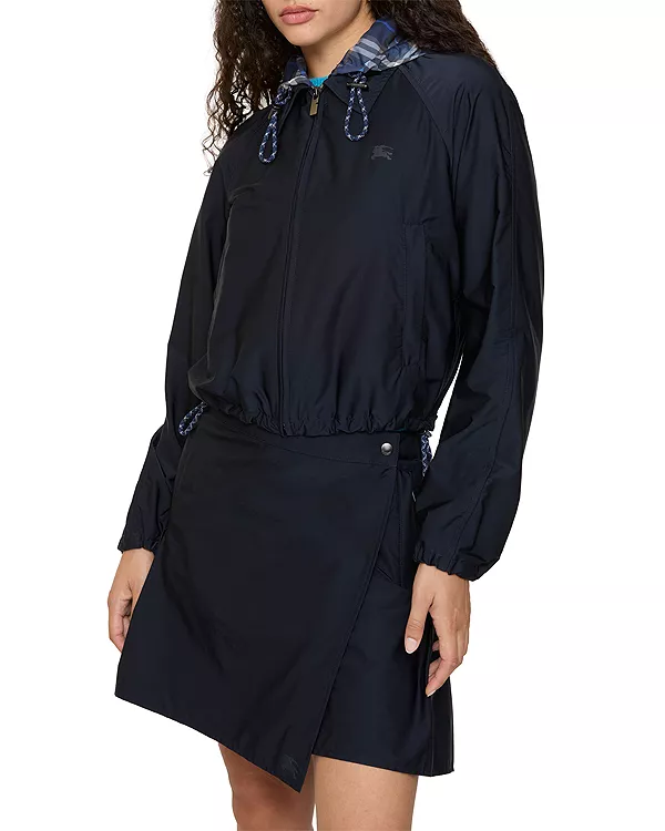 Укороченная куртка Newcott с капюшоном Burberry, синий
Укороченная куртка Newcott с капюшоном Burberry, синий