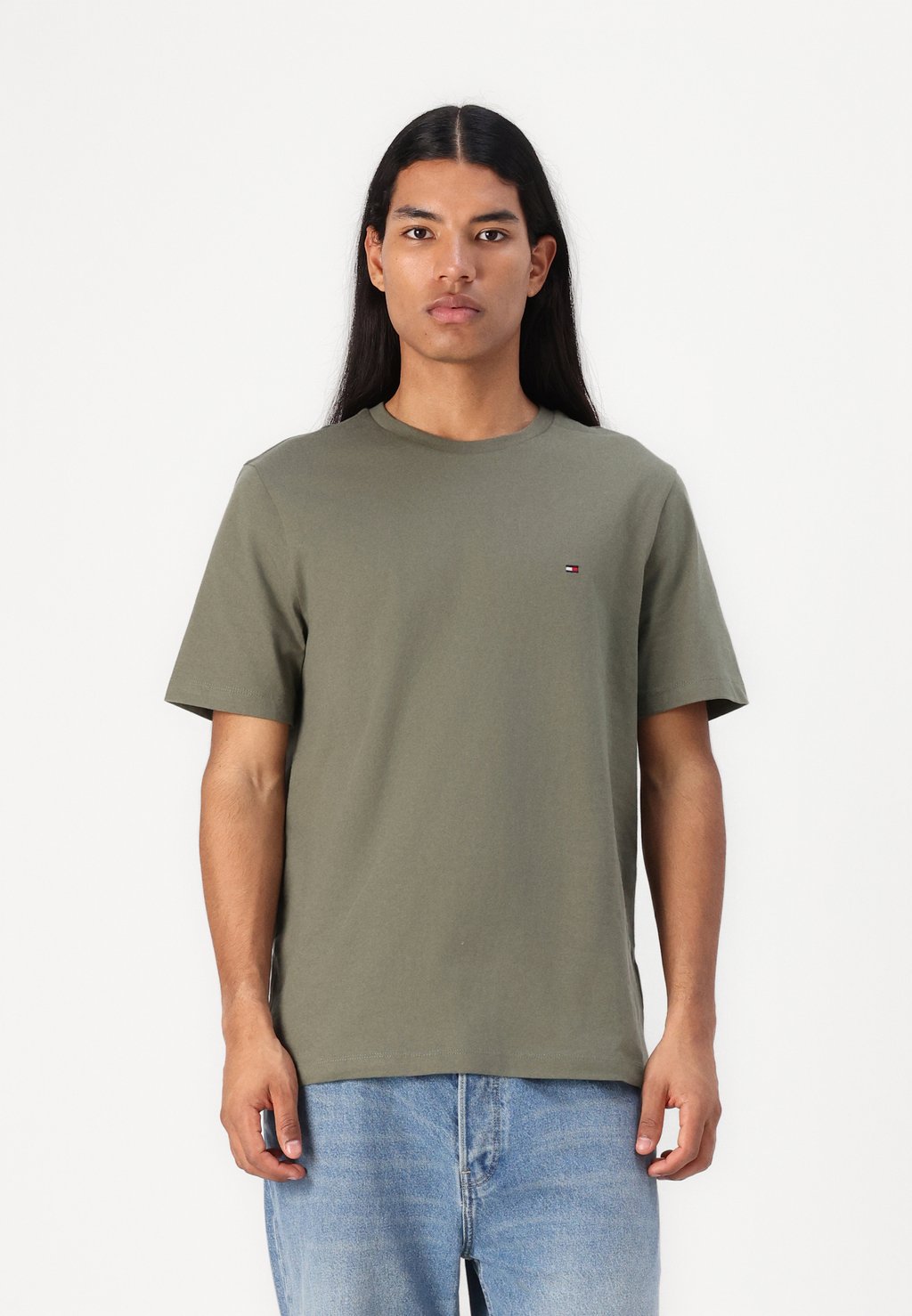 Базовая футболка SEASONAL SOLID TEE Tommy Hilfiger, темно-зеленый
Базовая футболка SEASONAL SOLID TEE Tommy Hilfiger, темно-зеленый