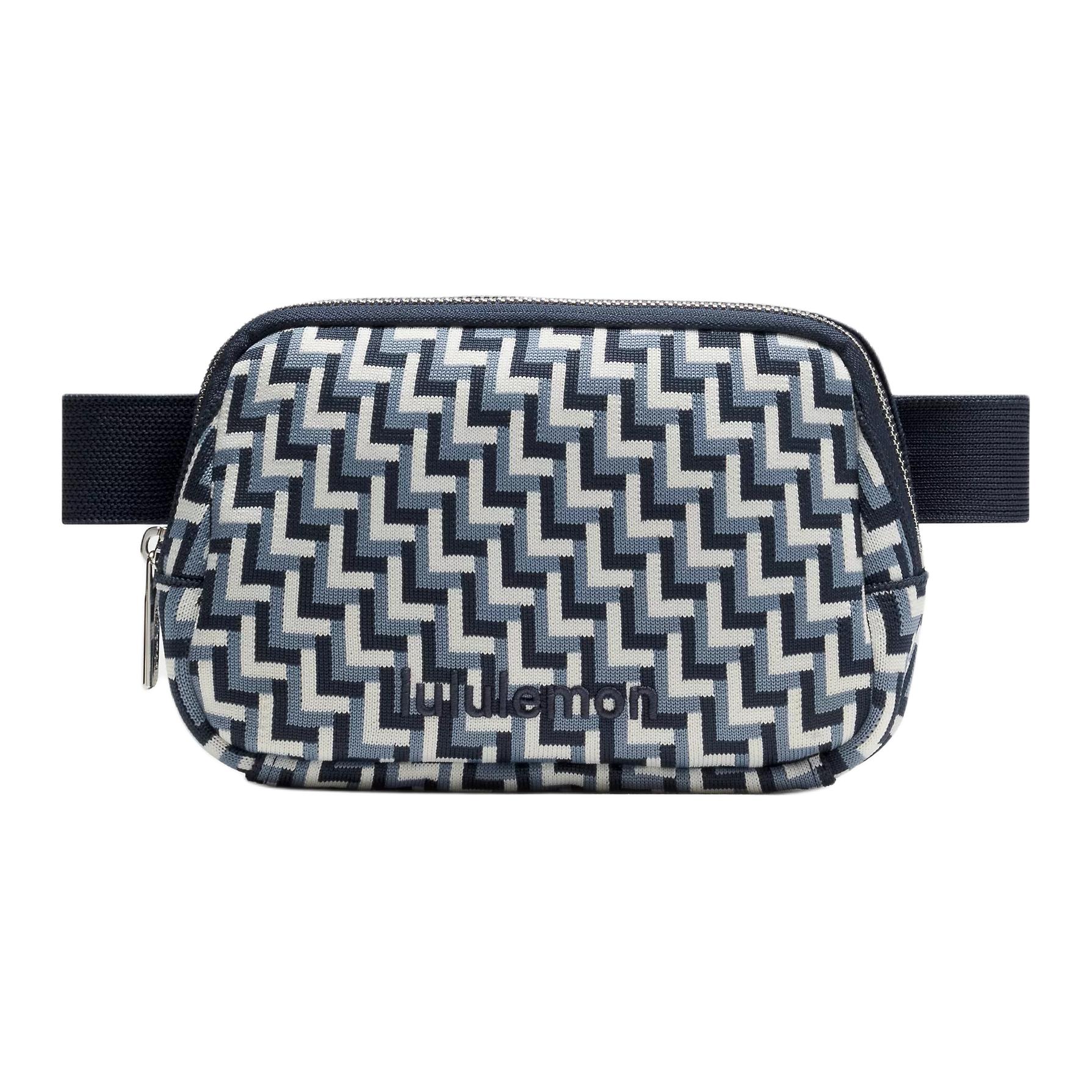 Lululemon Повседневный поясной рюкзак из полиэстера Unisex Multicolor
Lululemon Повседневный поясной рюкзак из полиэстера Unisex Multicolor