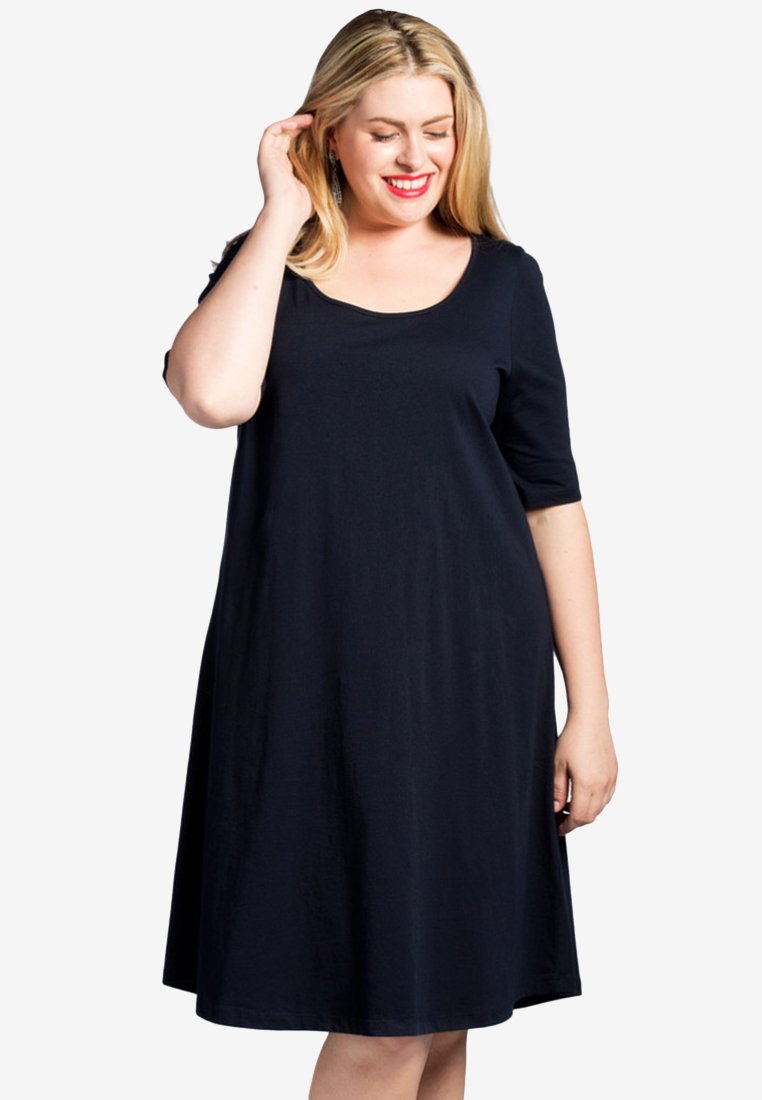 Платье YOEK KURZARM, Dark Blue
Платье YOEK KURZARM, Dark Blue