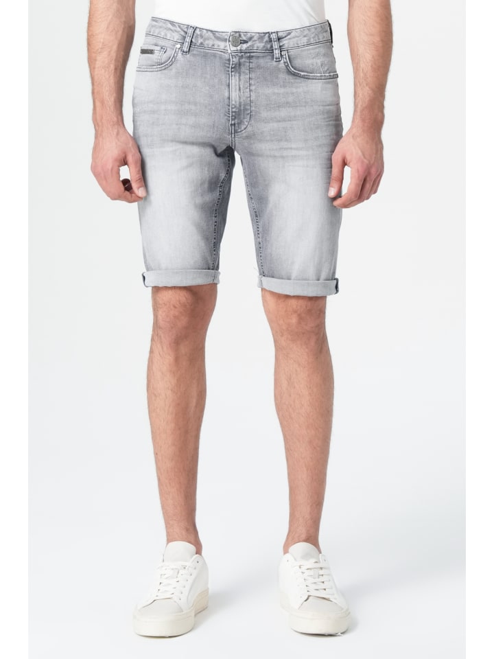 Джинсовые шорты M.O.D
Джинсовые шорты M.O.D