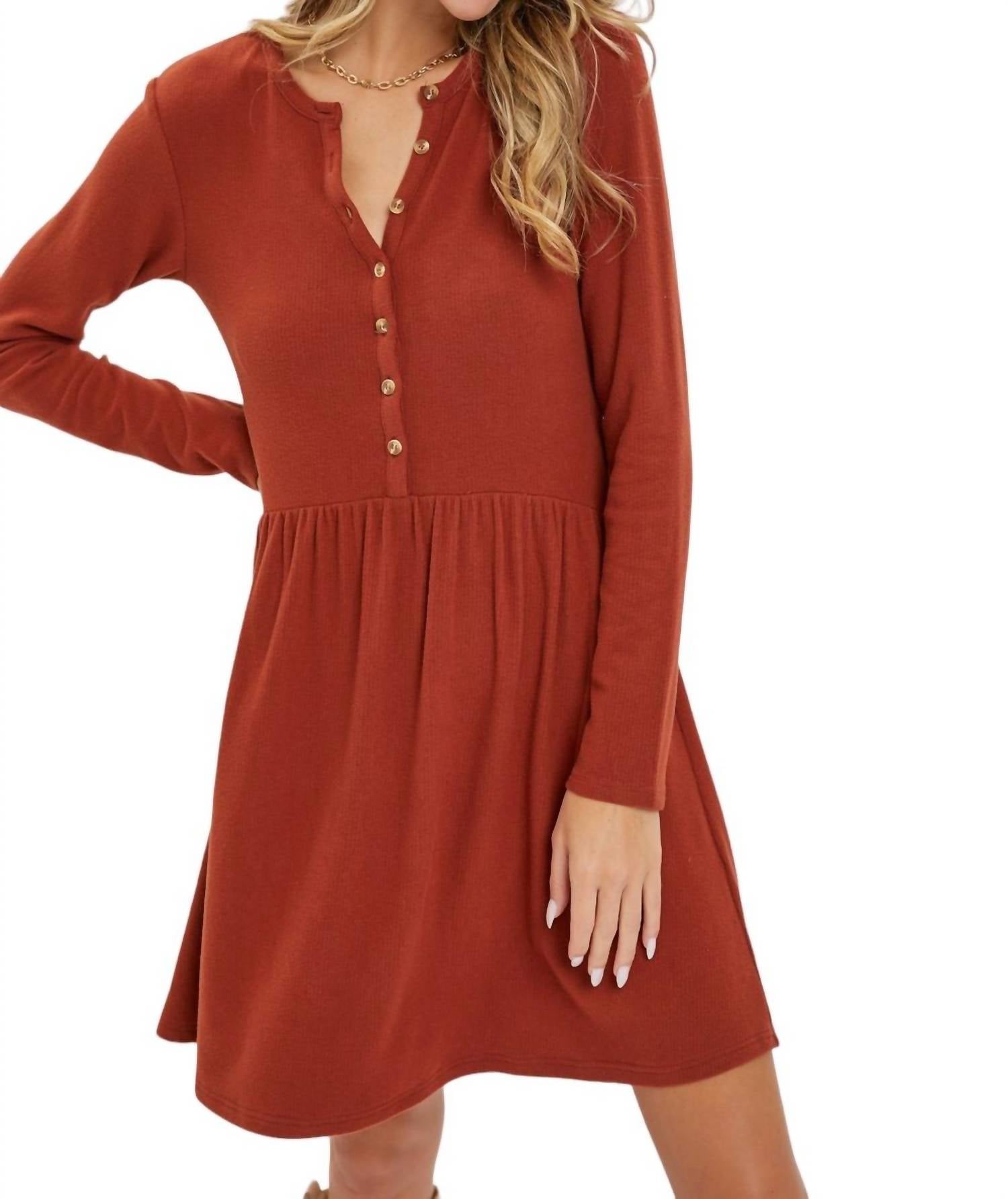 Повседневное платье цвета ржавчины Sweet Lovely by Jen, цвет rust
Повседневное платье цвета ржавчины Sweet Lovely by Jen, цвет rust