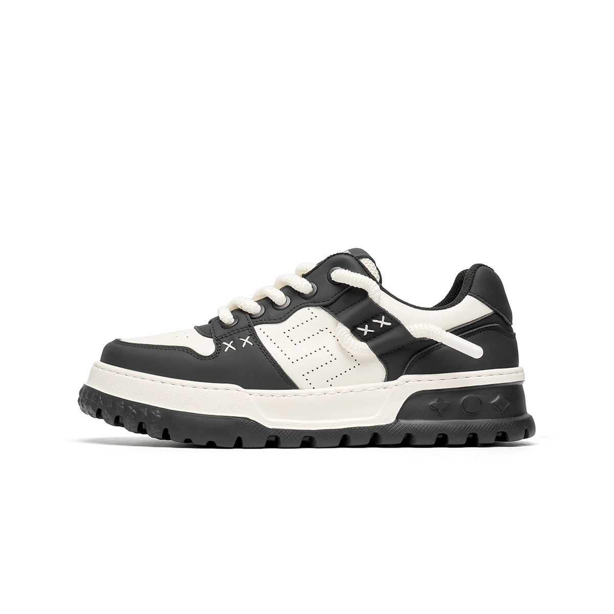 TRUMPPIPE Износостойкие мужские скейтерские кеды низкие бело-черные, цвет White Black 
TRUMPPIPE Износостойкие мужские скейтерские кеды низкие бело-черные, цвет White Black