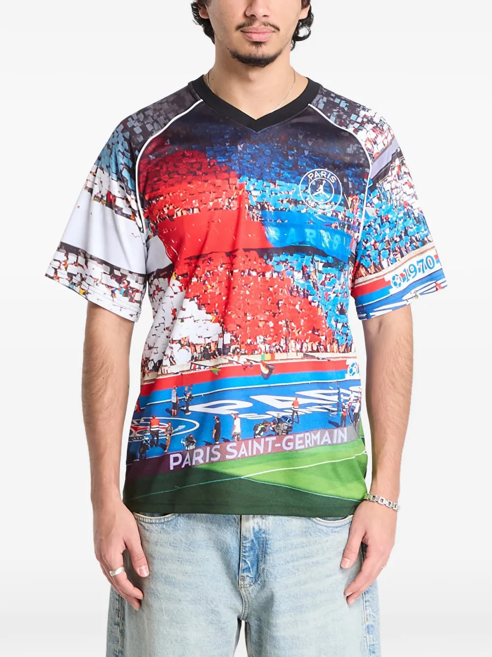 Футболка с принтом и V-образным вырезом Paris Saint-Germain Jordan, синий
Футболка с принтом и V-образным вырезом Paris Saint-Germain Jordan, синий
