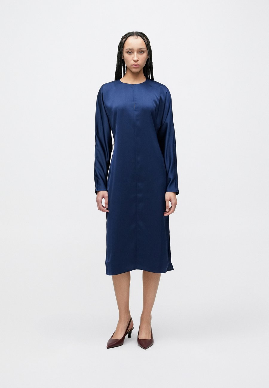 Платье 2nd Day SONNIS, Medieval Blue/Dark Blue
Платье 2nd Day SONNIS, Medieval Blue/Dark Blue