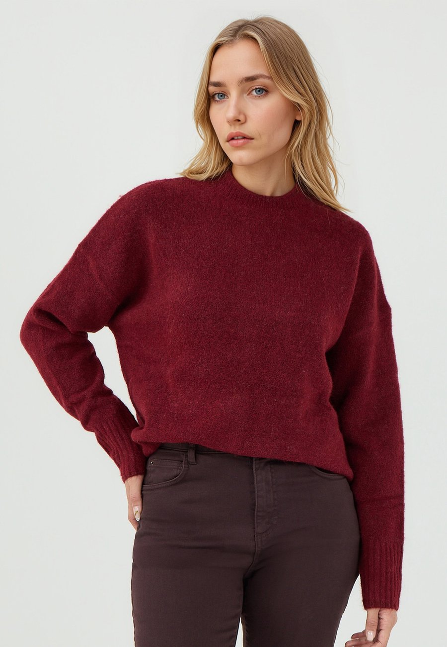 Джемпер Jimmy Key LOOSE FIT CREW NECK, Burgundy/Bordeaux
Джемпер Jimmy Key LOOSE FIT CREW NECK, Burgundy/Bordeaux