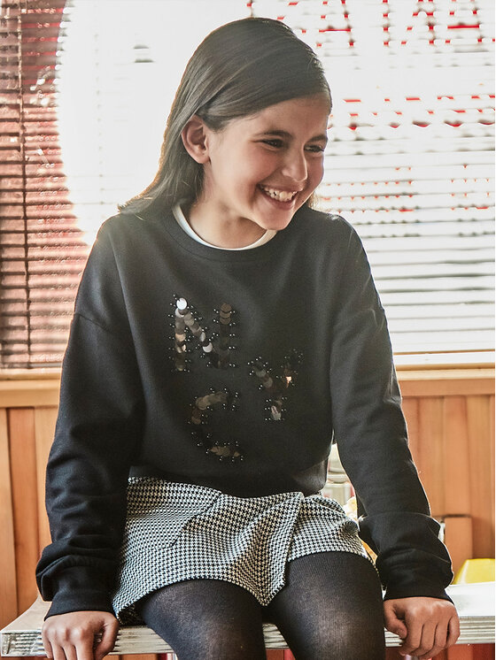 Свитшот regular fit 7472 Mayoral, черный
Свитшот regular fit 7472 Mayoral, черный