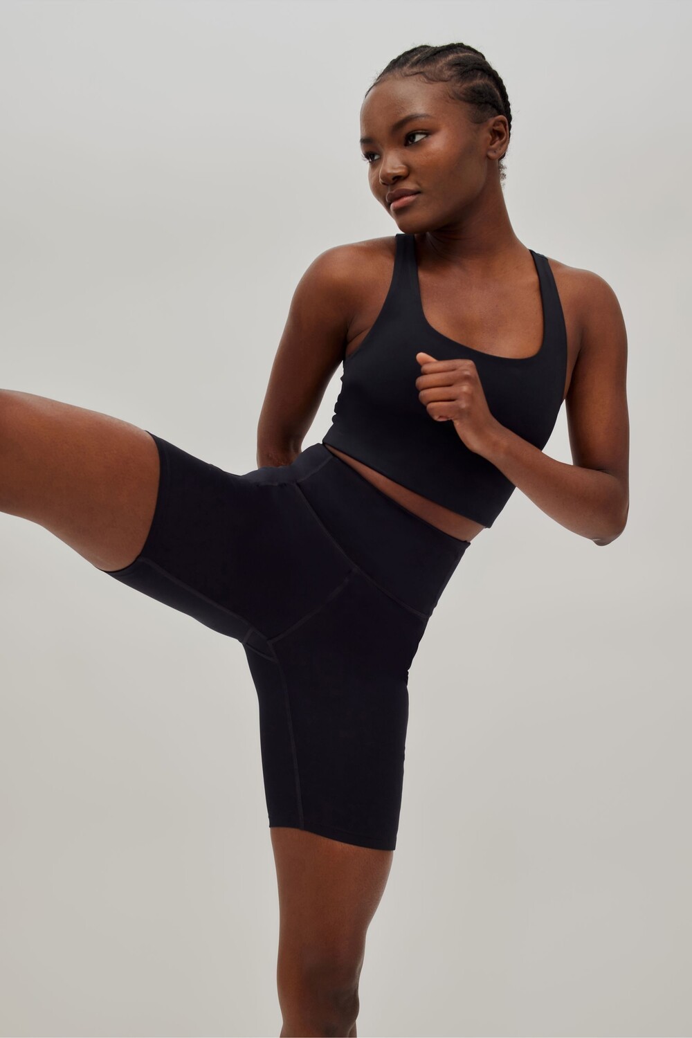 Велосипедки с завышенной талией Girlfriend Collective, черный
Велосипедки с завышенной талией Girlfriend Collective, черный