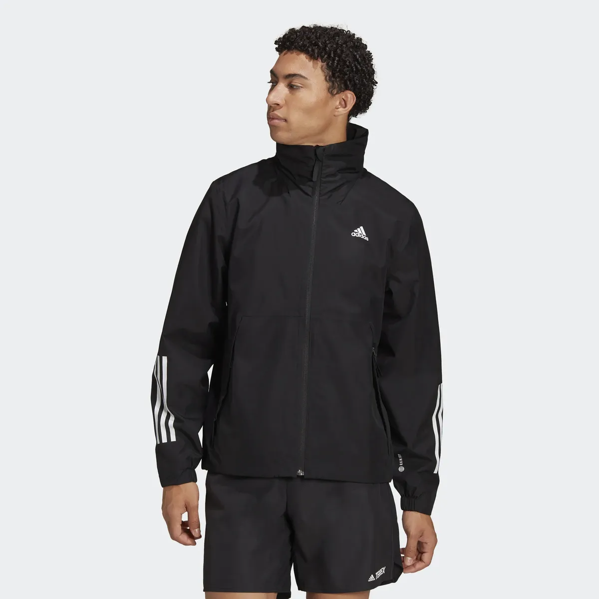 Спортивная куртка adidas для активного отдыха "BSC 3STRIPES RAIN.RDY RAIN JACKET", с капюшоном Adidas Sportswear, черный
Спортивная куртка adidas для активного отдыха "BSC 3STRIPES RAIN.RDY RAIN JACKET", с капюшоном Adidas Sportswear, черный