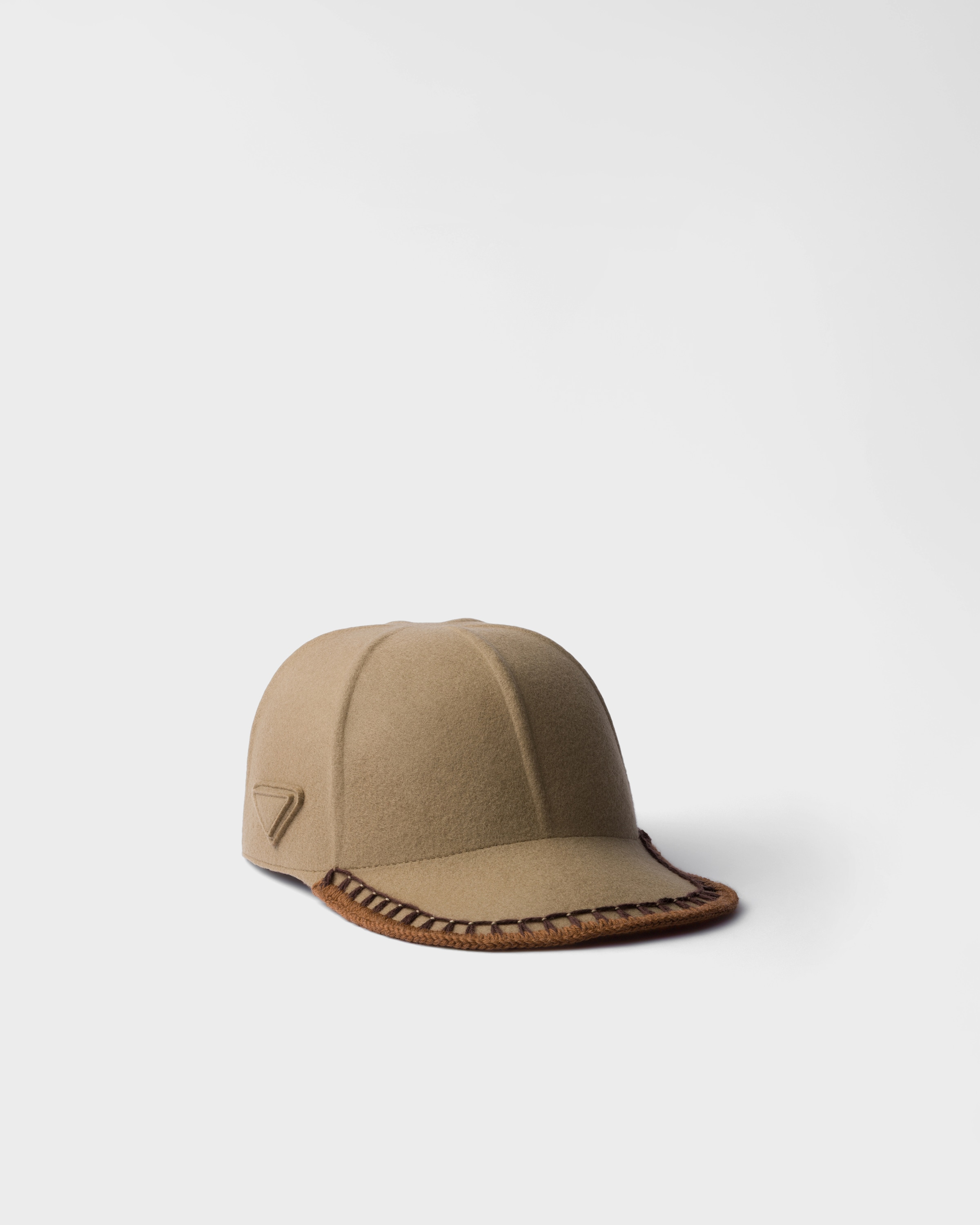 Бейсболка из фетра Prada, верблюжий коричневый
Бейсболка из фетра Prada, верблюжий коричневый