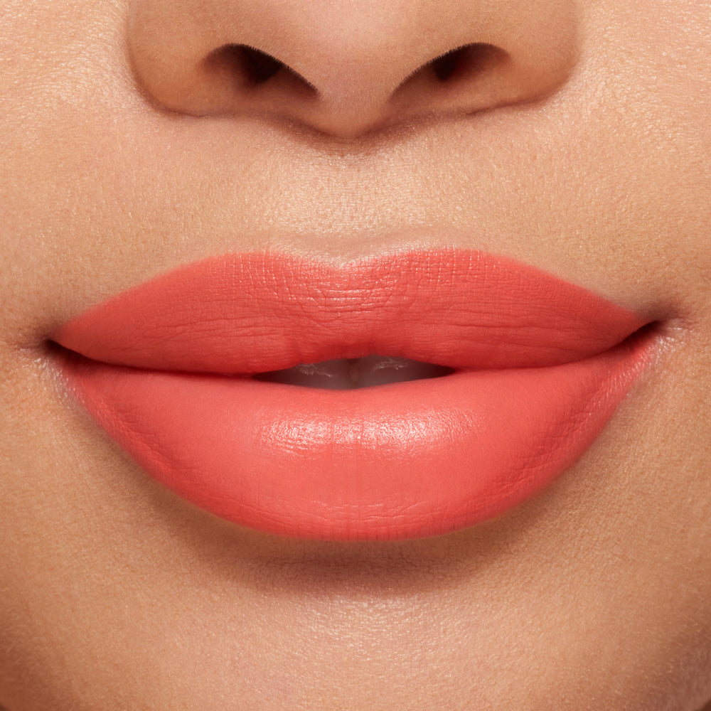 Помада Kylie Cosmetics Matte Lipstick, pink coral/Summer Somewhere
Помада Kylie Cosmetics Matte Lipstick, pink coral/Summer Somewhere