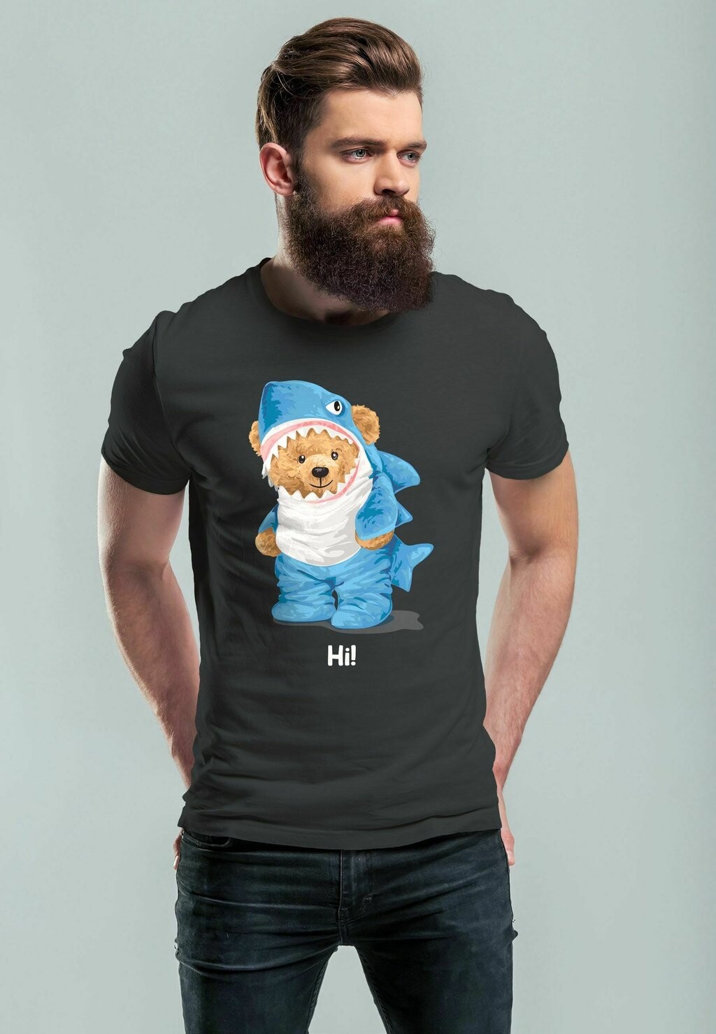 Футболка с принтом HAI HI TEDDY BÄR WITZ PARODIE AUFDRUCK Neverless, цвет dunkelgrau
Футболка с принтом HAI HI TEDDY BÄR WITZ PARODIE AUFDRUCK Neverless, цвет dunkelgrau