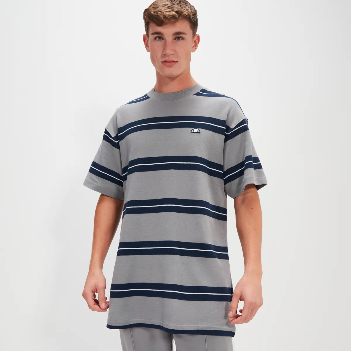 Футболка Ellesse "COVANA TEE", серый
Футболка Ellesse "COVANA TEE", серый