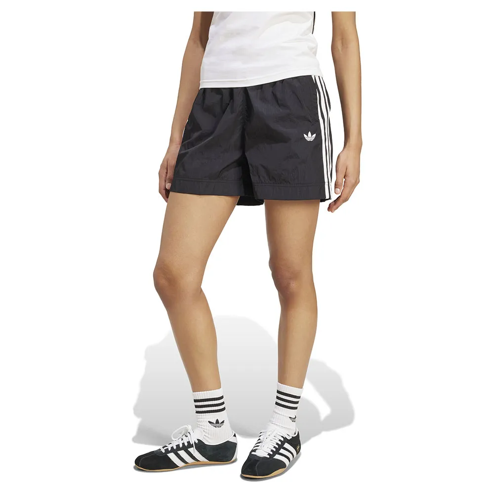 Шорты adidas Originals Adicolor 3 Stripes Woven shorts, черный
Шорты adidas Originals Adicolor 3 Stripes Woven shorts, черный