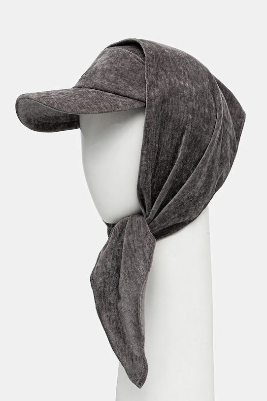 Бархатная кепка Kangol, серый
Бархатная кепка Kangol, серый