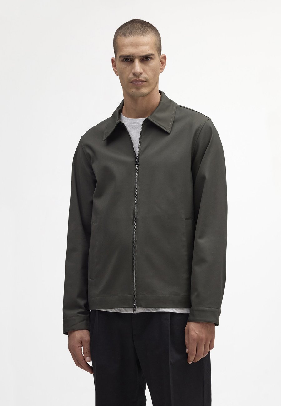 Куртка NN.07 IVAN, Dark Army/Dark Green
Куртка NN.07 IVAN, Dark Army/Dark Green