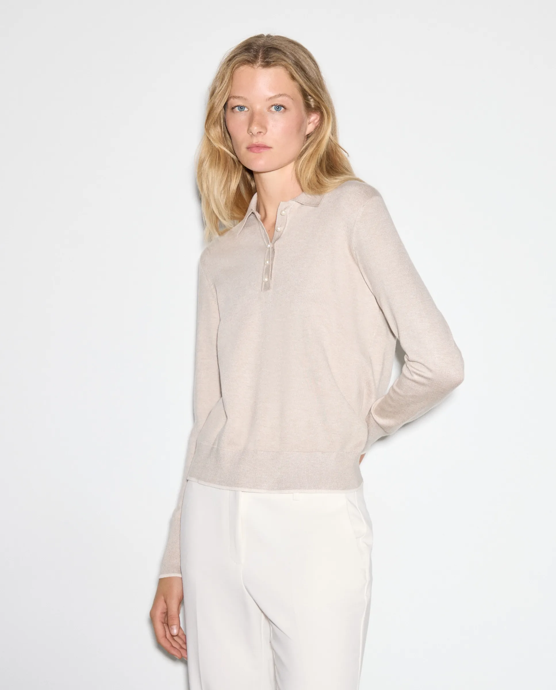 Женский однотонный свитер-поло Woman El Corte Inglés, светло-коричневый
Женский однотонный свитер-поло Woman El Corte Inglés, светло-коричневый