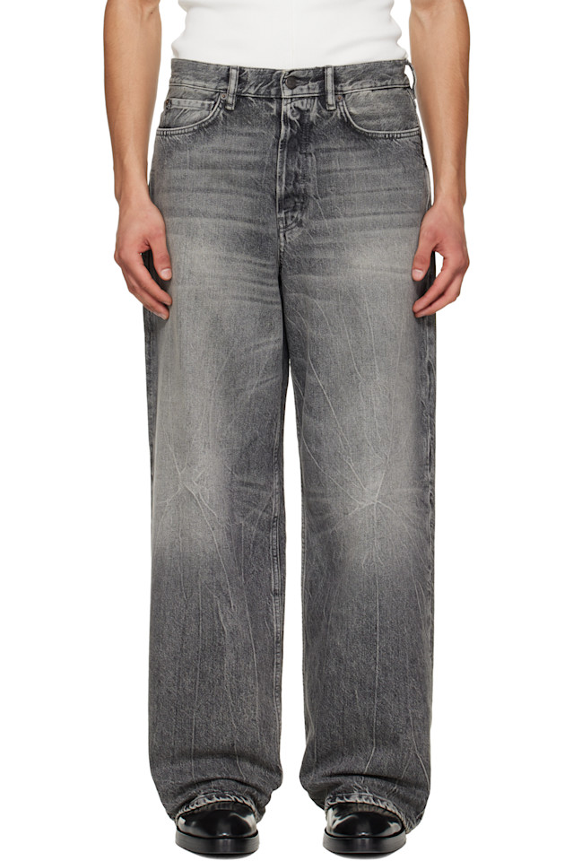 Acne Studios Серые свободные джинсы 1981 года
Acne Studios Серые свободные джинсы 1981 года