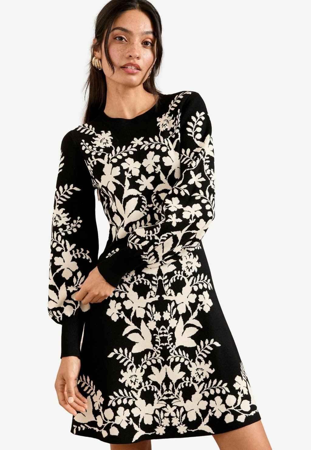 Вязаное платье REGULAR FIT Love & Roses, черный
Вязаное платье REGULAR FIT Love & Roses, черный