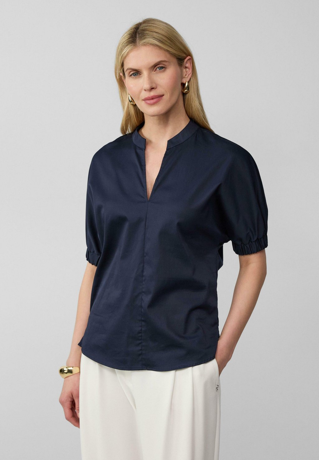 Блуза s.Oliver BLACK LABEL, темно-синий
Блуза s.Oliver BLACK LABEL, темно-синий