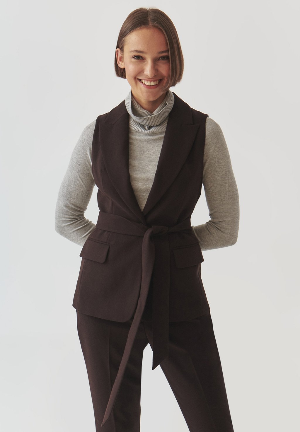 Жилет LAMKINA TATUUM, темно-коричневый
Жилет LAMKINA TATUUM, темно-коричневый