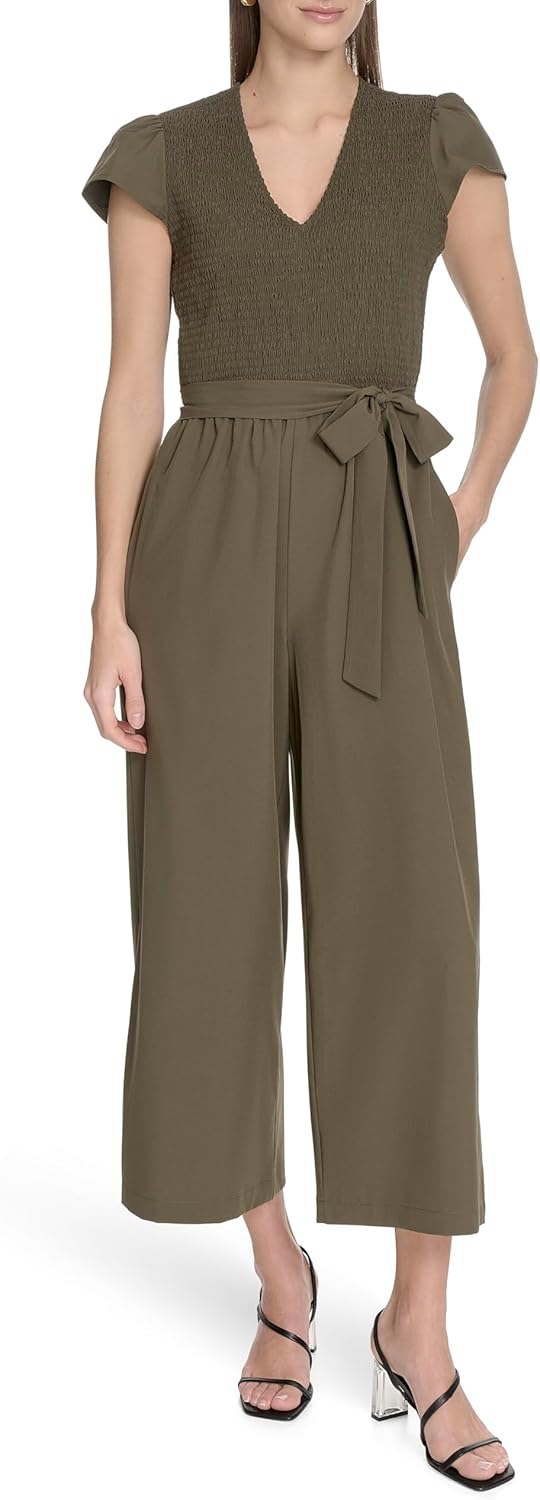 Женский повседневный эластичный комбинезон Calvin Klein с завязывающимся поясом и V-образным вырезом, Caper
Женский повседневный эластичный комбинезон Calvin Klein с завязывающимся поясом и V-образным вырезом, Caper