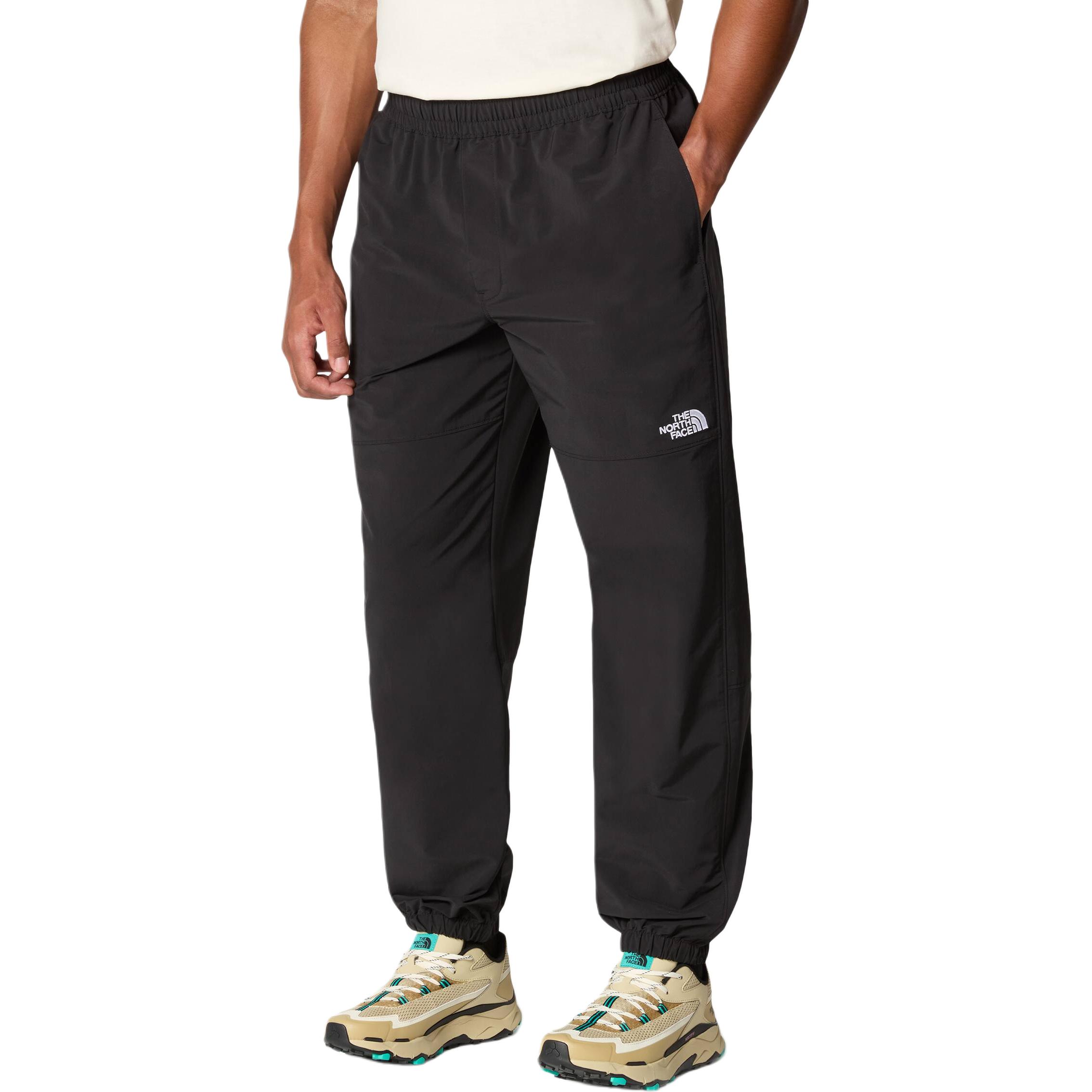 THE NORTH FACE Трикотажные спортивные штаны мужские черные
THE NORTH FACE Трикотажные спортивные штаны мужские черные