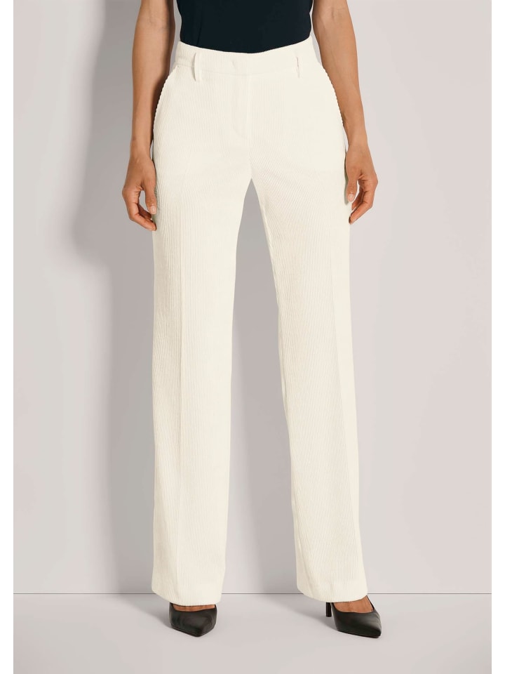 MADELEINE Вельветовые брюки с широкими штанинами и отглаженными краями, кремового цвета
MADELEINE Вельветовые брюки с широкими штанинами и отглаженными краями, кремового цвета