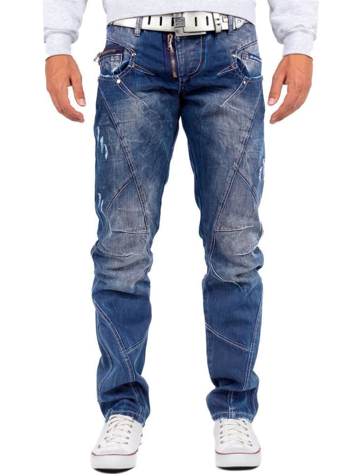 Джинсы синего цвета Cipo & Baxx
Джинсы синего цвета Cipo & Baxx