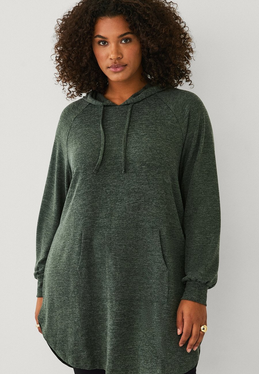 Худи Ellos Plus collection LANGES , Dunkelgrün/Dark Green
Худи Ellos Plus collection LANGES , Dunkelgrün/Dark Green